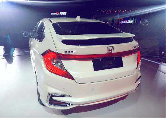 东风honda竞瑞(gienia)掀启新未来售价8.99—12.79万